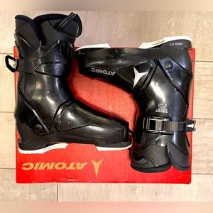 The Atomic Women's Savor 75 Ski Boots